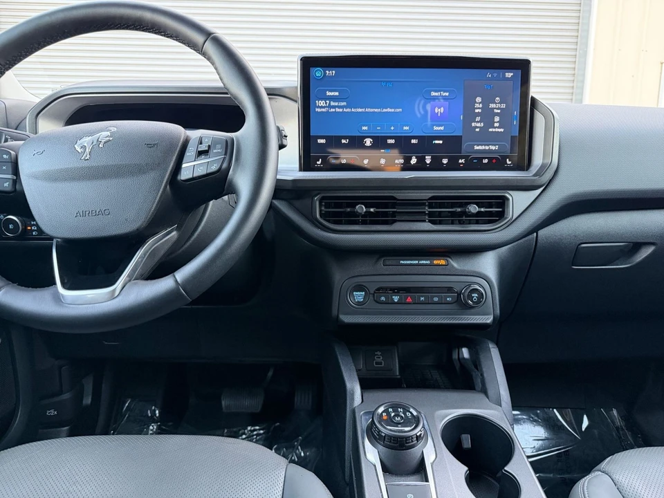 2025 Ford Bronco 6th Gen - Image 19 of 31