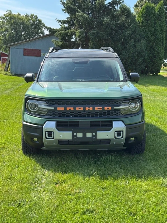 2025 Ford Bronco 6th Gen - Image 3 of 8
