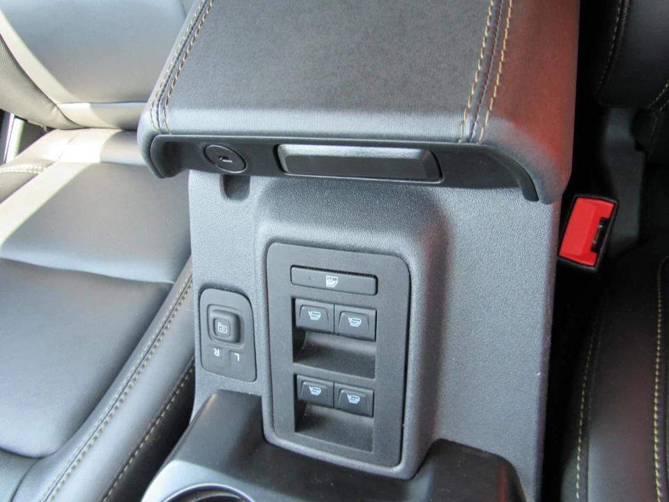 2025 Ford Bronco 6th Gen - Image 29 of 31