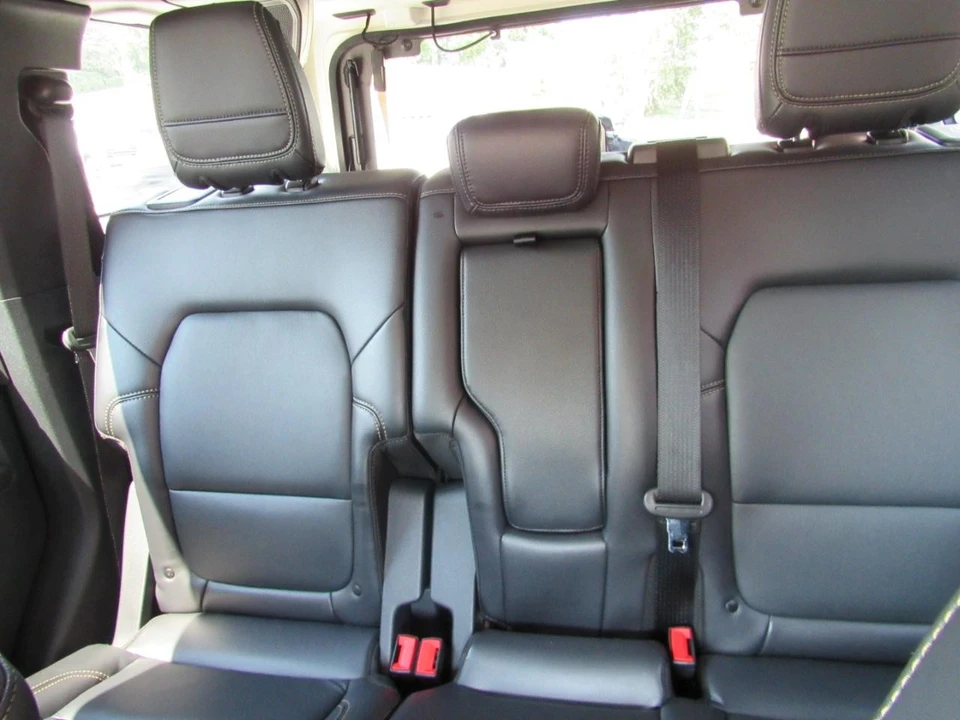 2025 Ford Bronco 6th Gen - Image 8 of 31