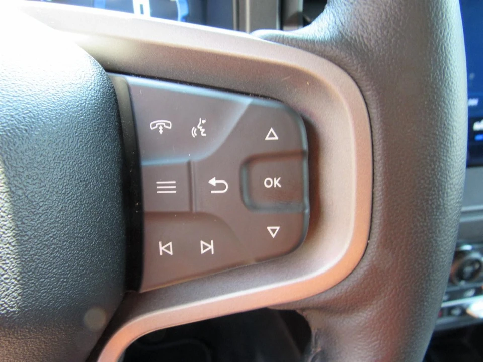 2025 Ford Bronco 6th Gen - Image 22 of 31