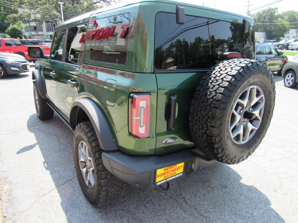 2025 Ford Bronco 6th Gen - Image 11 of 31