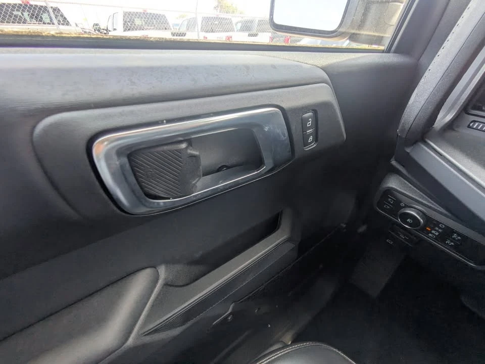 2025 Ford Bronco 6th Gen - Image 19 of 20