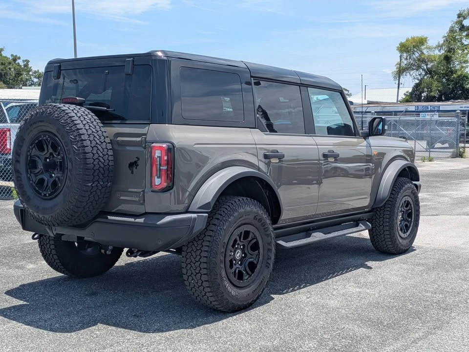 2025 Ford Bronco 6th Gen - Image 4 of 20