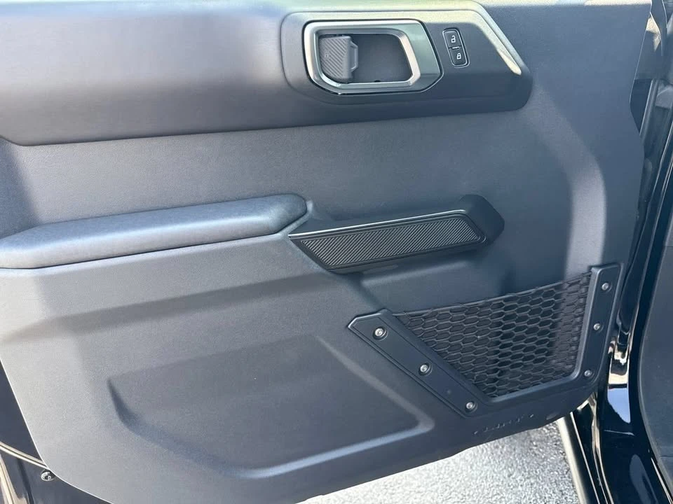 2025 Ford Bronco 6th Gen - Image 14 of 20