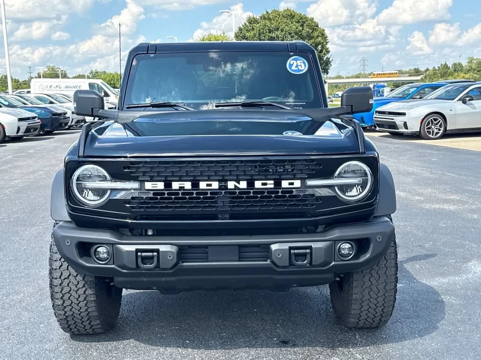 2025 Ford Bronco 6th Gen - Image 9 of 20
