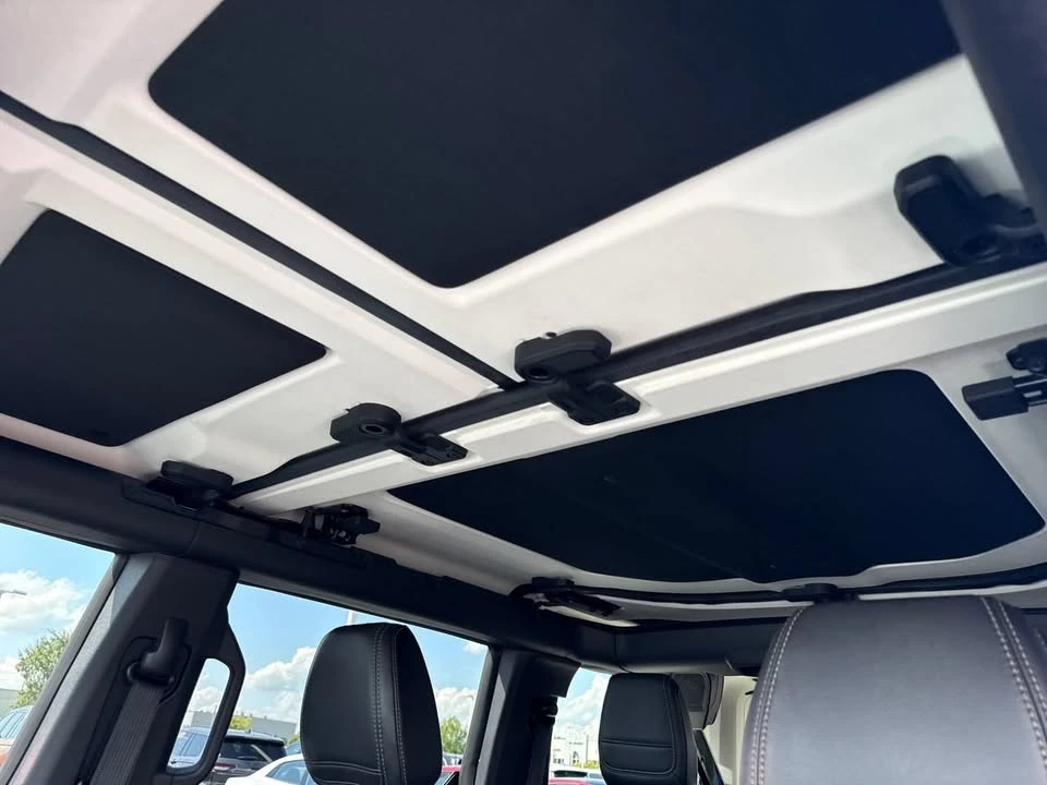 2025 Ford Bronco 6th Gen - Image 15 of 20
