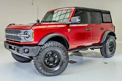 2025 Ford Bronco Badlands 4WD
