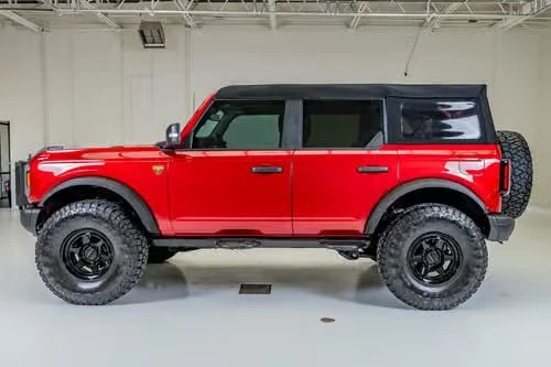 2025 Ford Bronco 6th Gen - Image 8 of 20