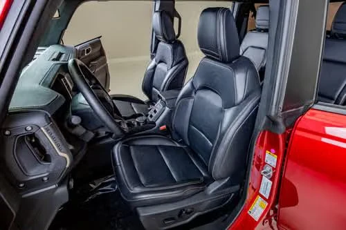 2025 Ford Bronco 6th Gen - Image 16 of 20