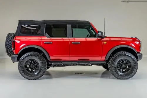 2025 Ford Bronco 6th Gen - Image 4 of 20