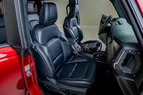 2025 Ford Bronco 6th Gen - Image 17 of 20