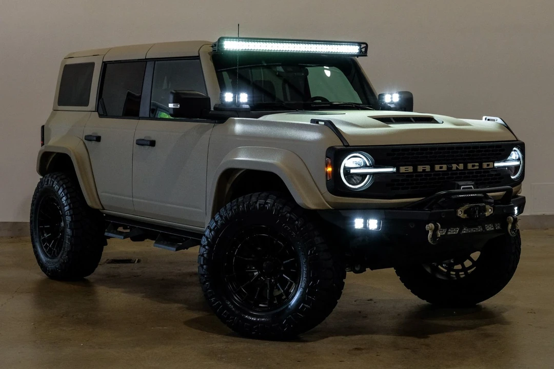 2025 Ford Bronco 6th Gen - Image 7 of 12