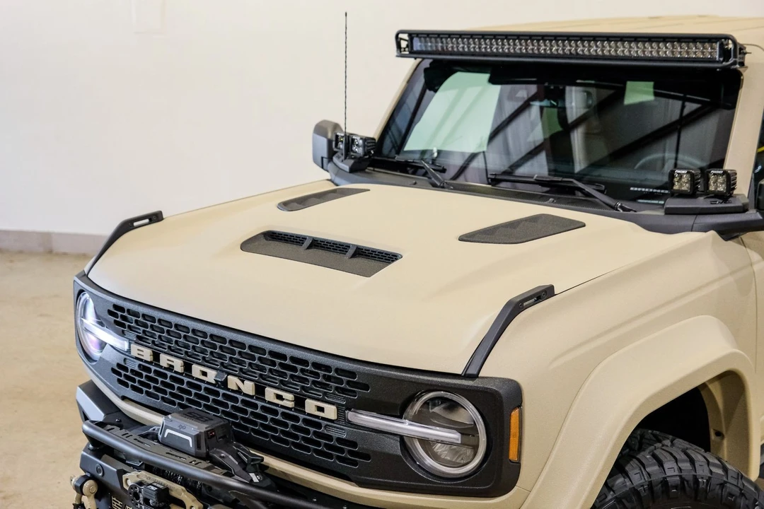 2025 Ford Bronco 6th Gen - Image 4 of 12