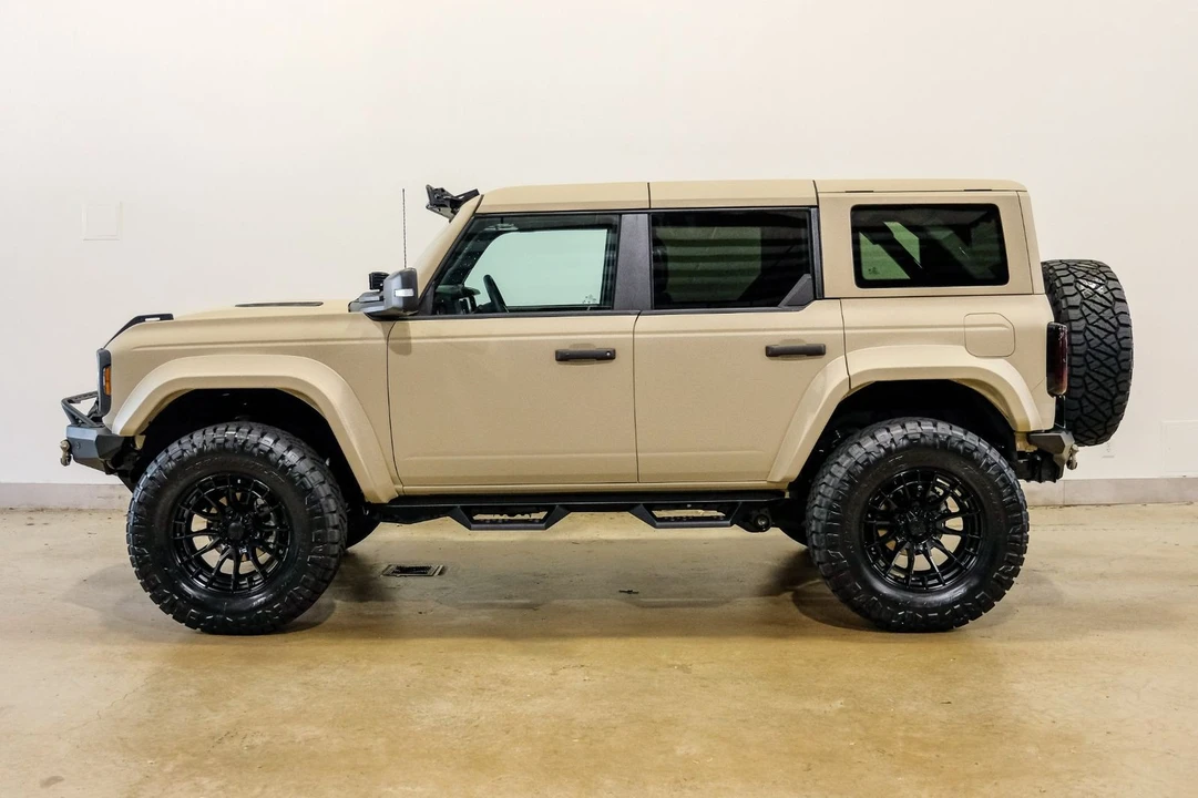 2025 Ford Bronco 6th Gen - Image 6 of 12
