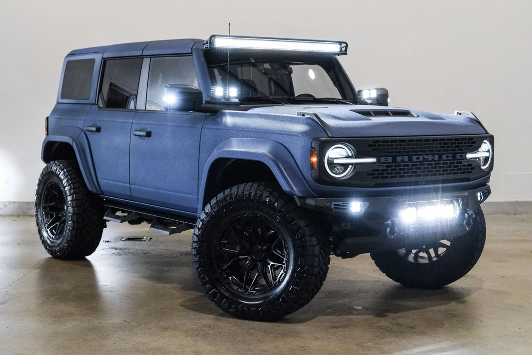 2025 Ford Bronco 6th Gen - Image 5 of 12