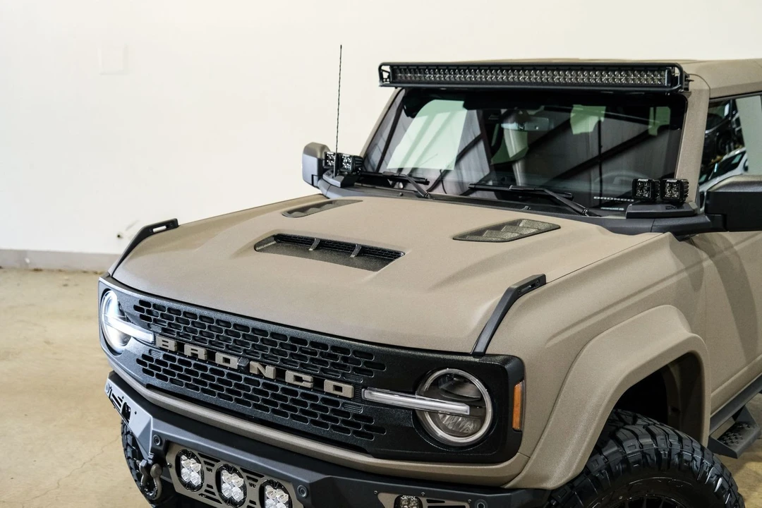 2025 Ford Bronco 6th Gen - Image 4 of 12