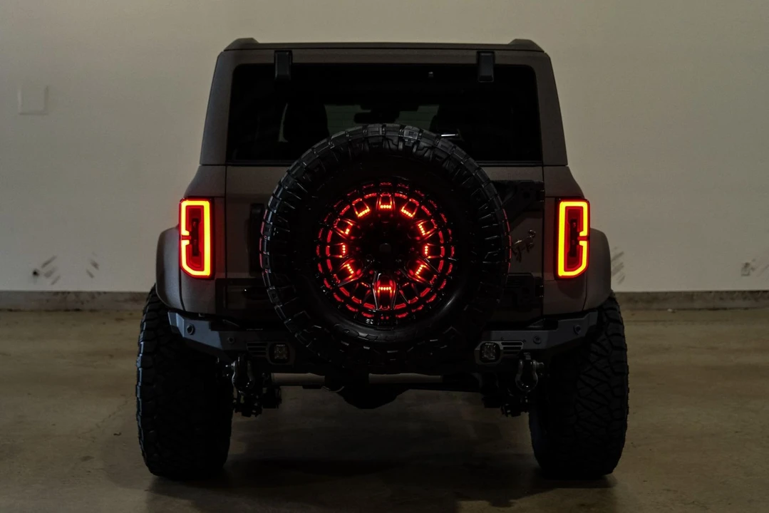 2025 Ford Bronco 6th Gen - Image 11 of 12