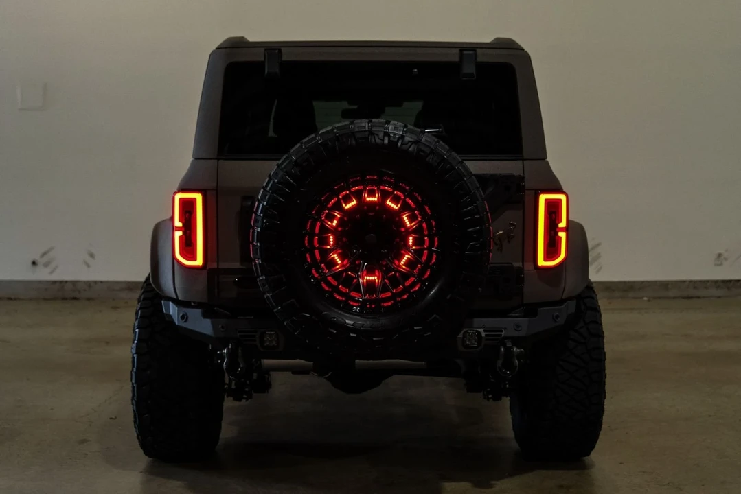 2025 Ford Bronco 6th Gen - Image 11 of 12