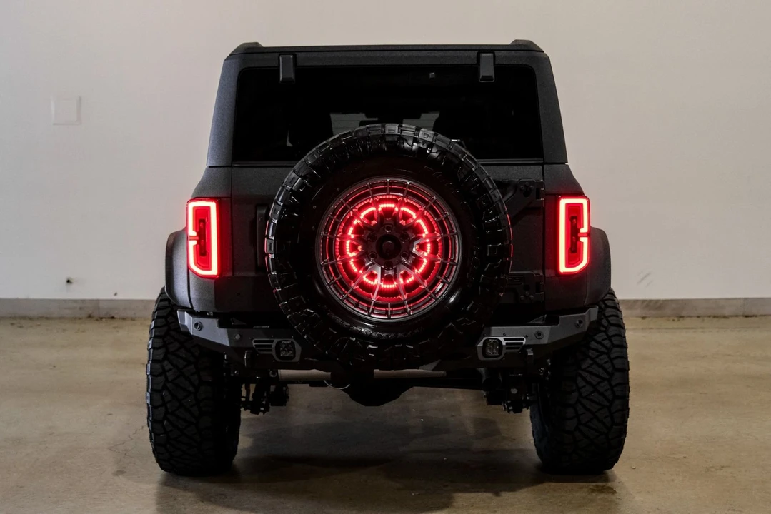 2025 Ford Bronco 6th Gen - Image 9 of 12