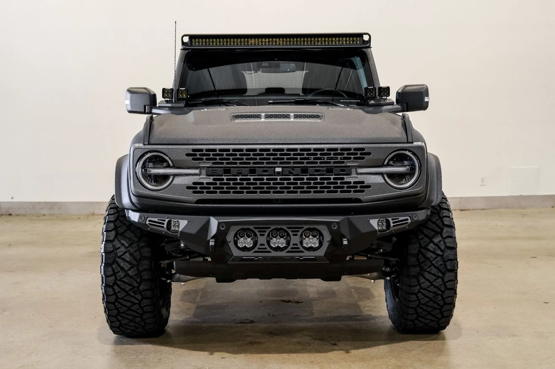 2025 Ford Bronco 6th Gen - Image 2 of 12