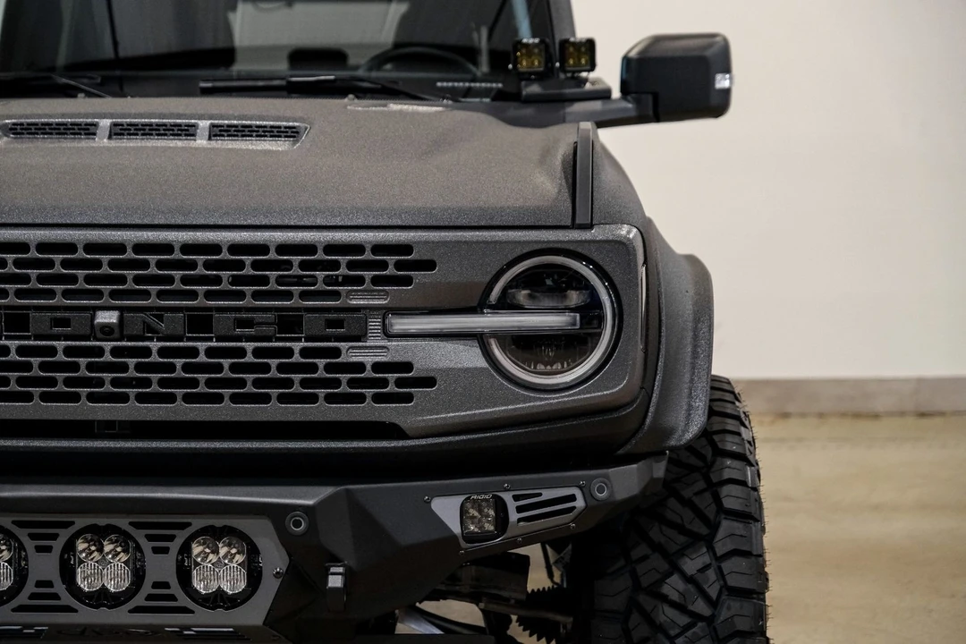 2025 Ford Bronco 6th Gen - Image 3 of 12