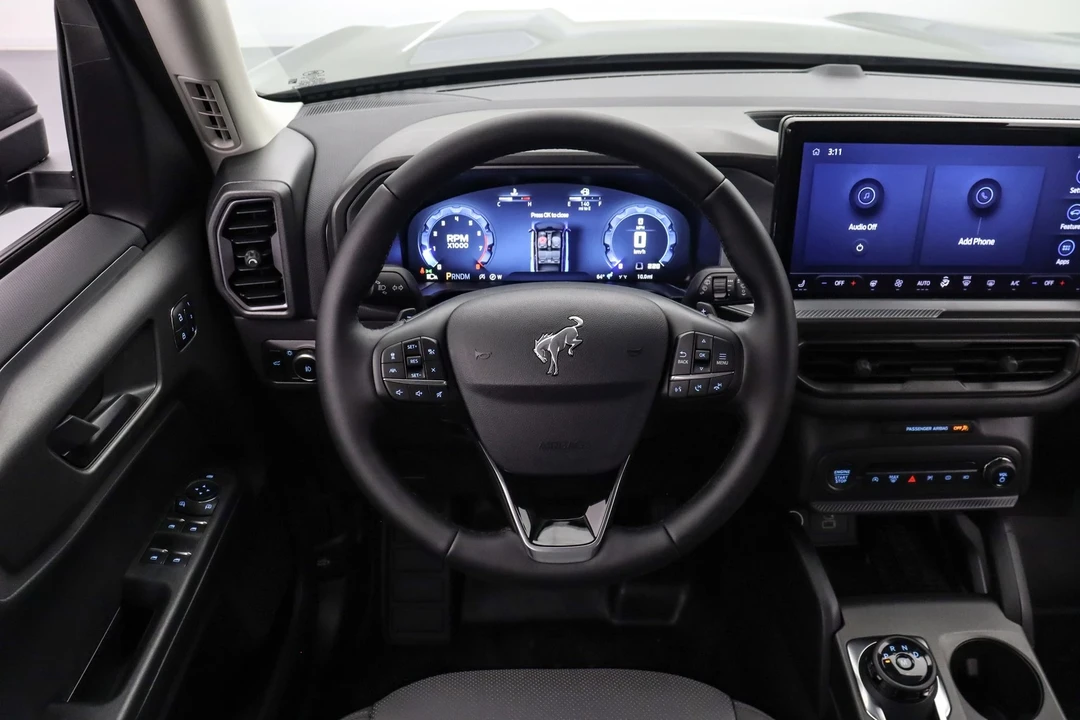2025 Ford Bronco 6th Gen - Image 14 of 21