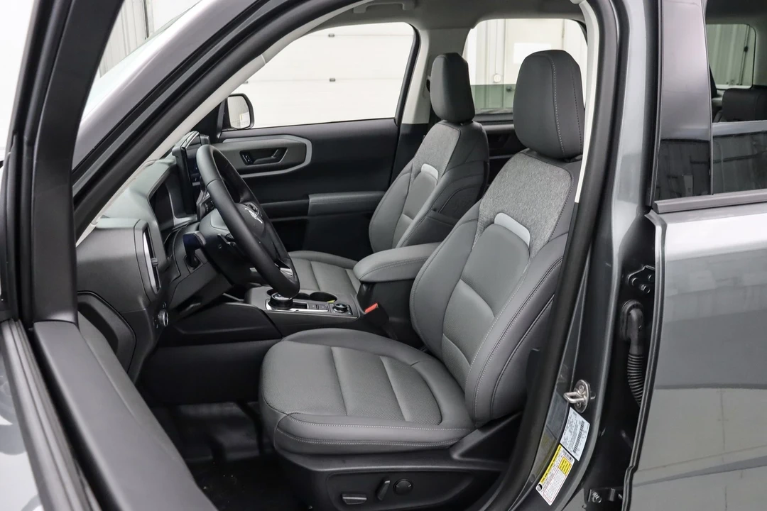 2025 Ford Bronco 6th Gen - Image 12 of 21