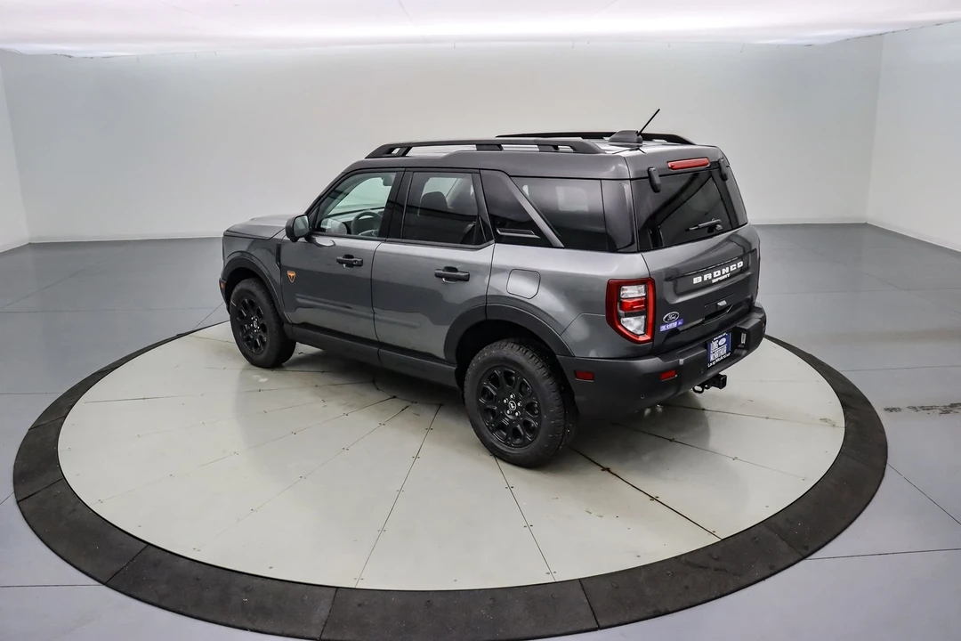 2025 Ford Bronco 6th Gen - Image 7 of 21