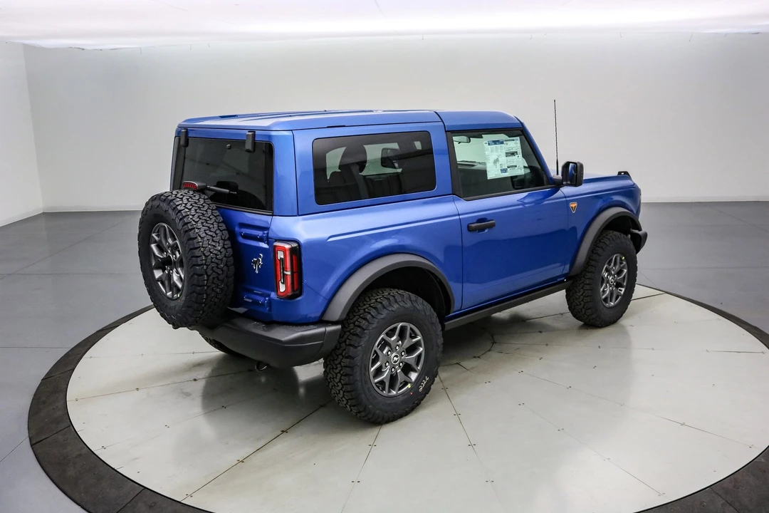 2025 Ford Bronco 6th Gen - Image 5 of 21