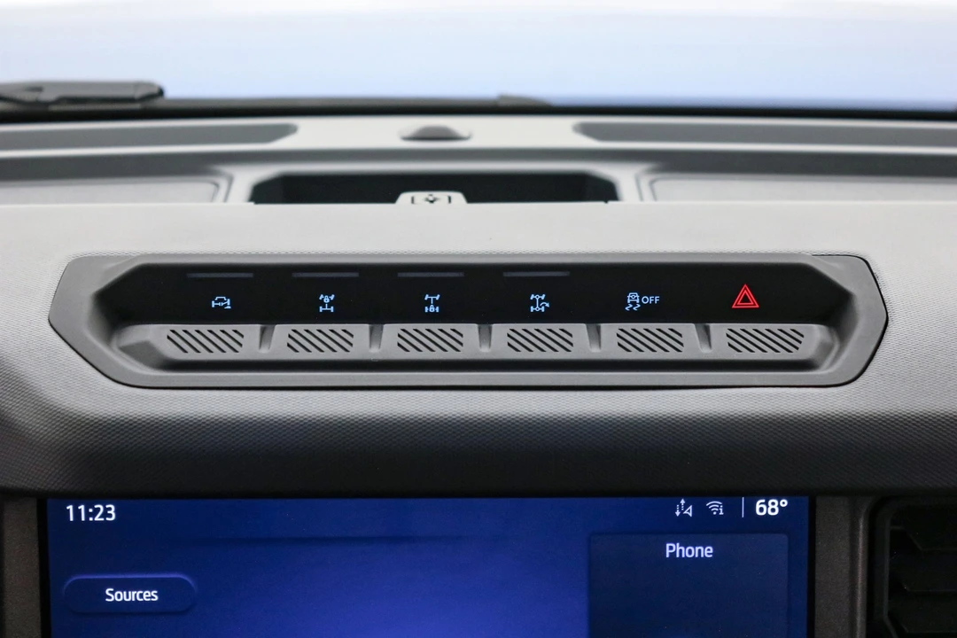 2025 Ford Bronco 6th Gen - Image 19 of 21