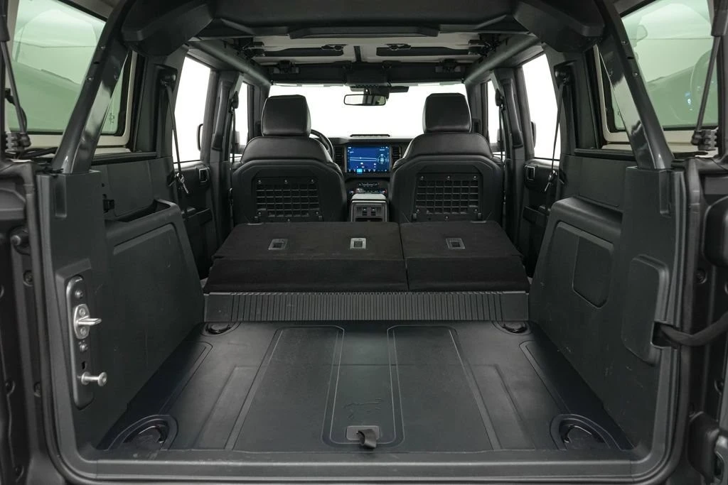 2025 Ford Bronco 6th Gen - Image 28 of 31