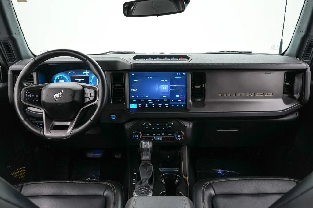 2025 Ford Bronco 6th Gen - Image 16 of 31