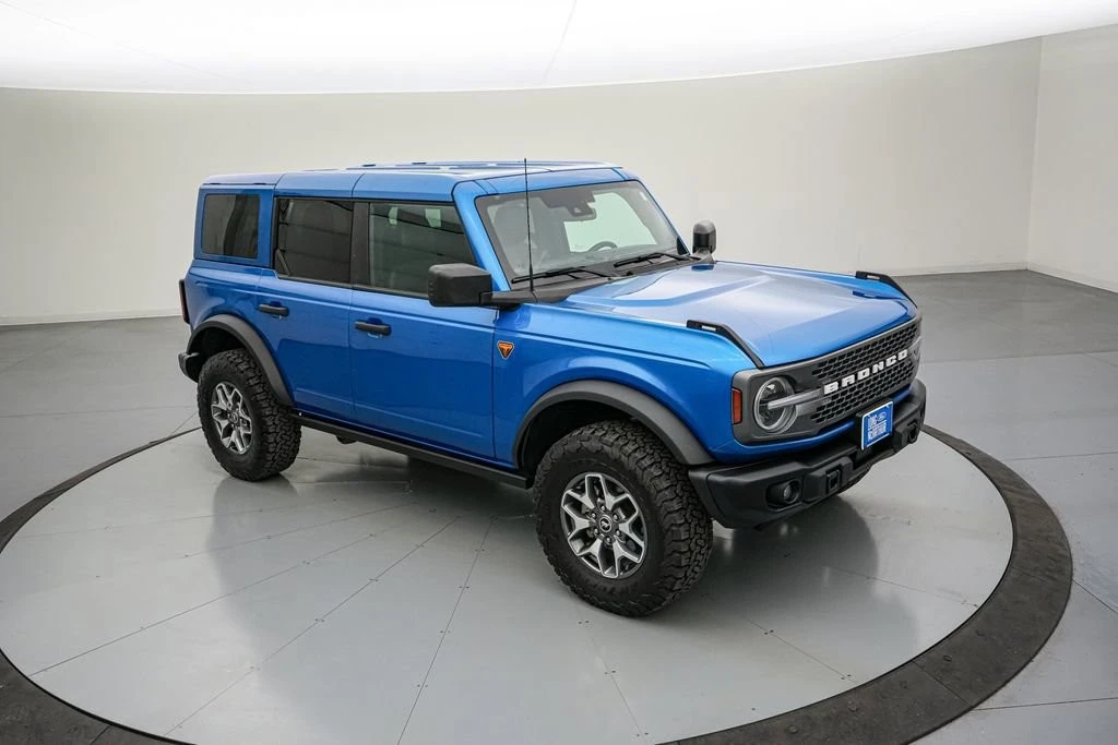 2025 Ford Bronco 6th Gen - Image 4 of 31