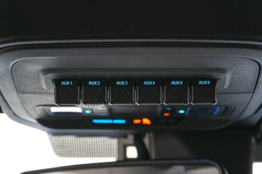 2025 Ford Bronco 6th Gen - Image 19 of 31