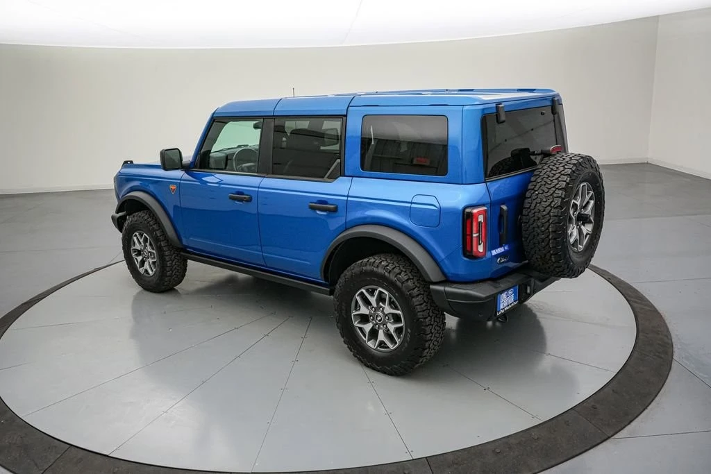 2025 Ford Bronco 6th Gen - Image 7 of 31