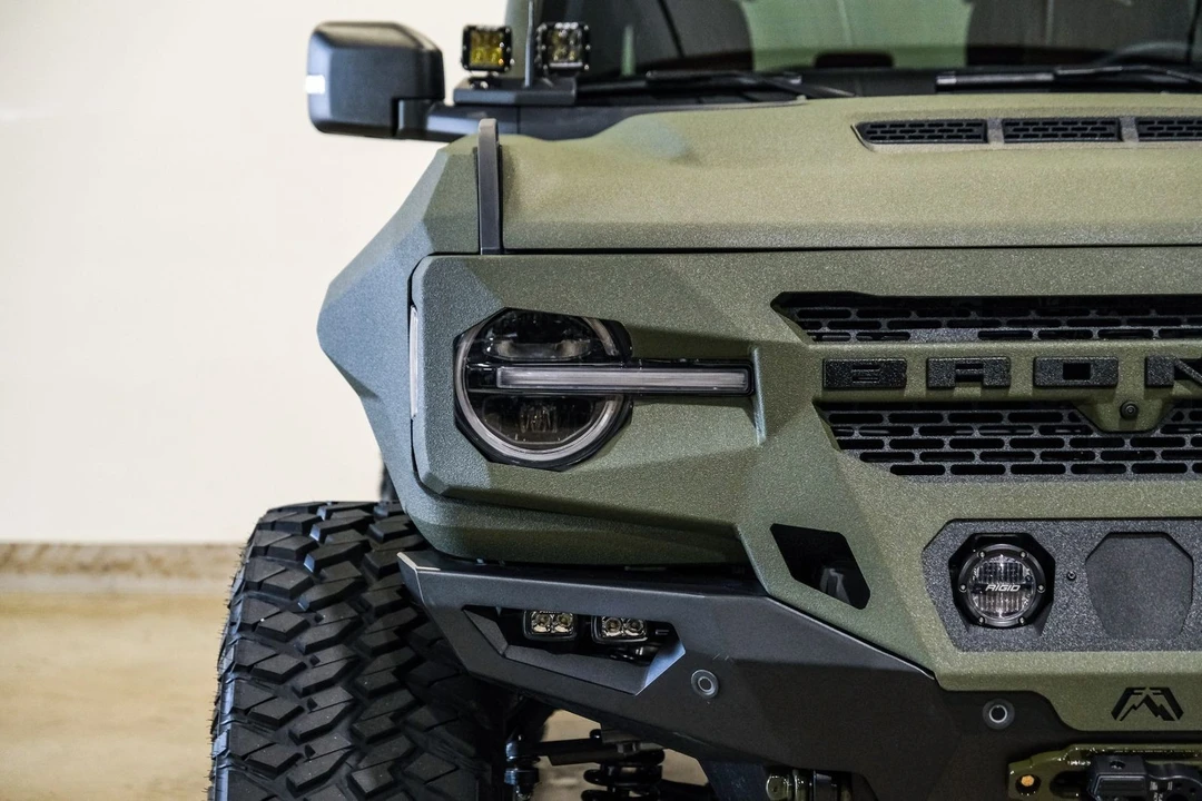 2025 Ford Bronco 6th Gen - Image 3 of 12