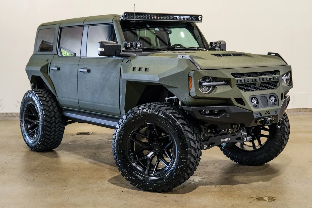 2025 Ford Bronco 6th Gen - Image 5 of 12
