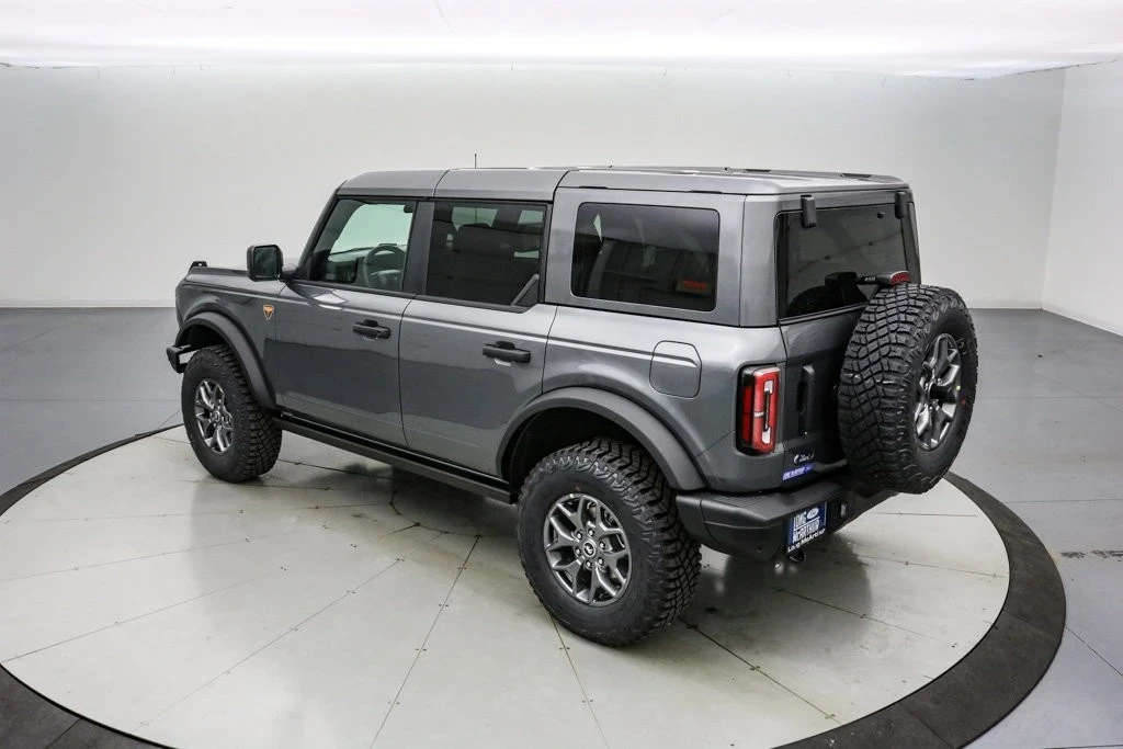 2025 Ford Bronco 6th Gen - Image 7 of 21