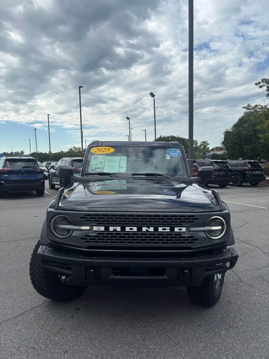 2025 Ford Bronco 6th Gen - Image 2 of 11