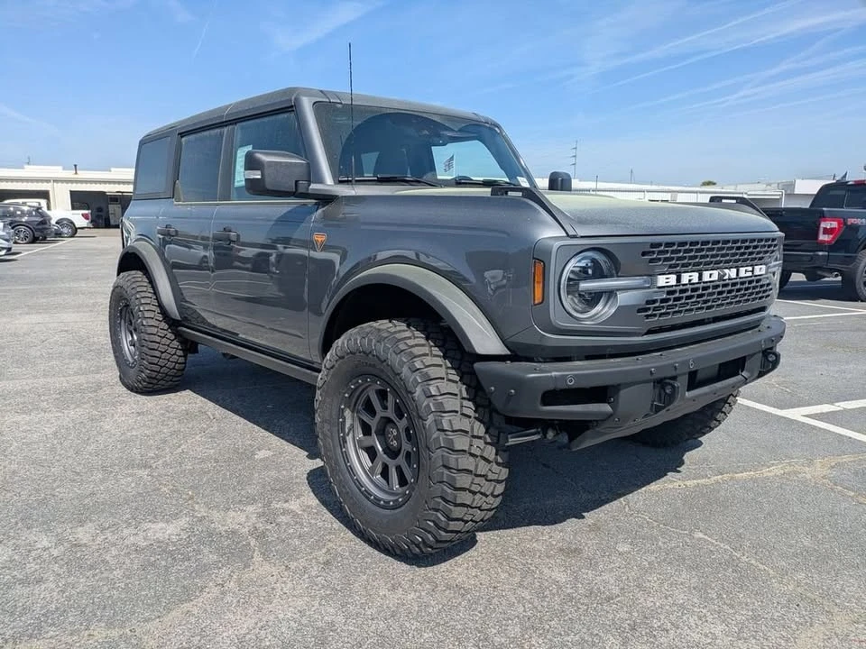 2025 Ford Bronco 6th Gen - Image 2 of 20