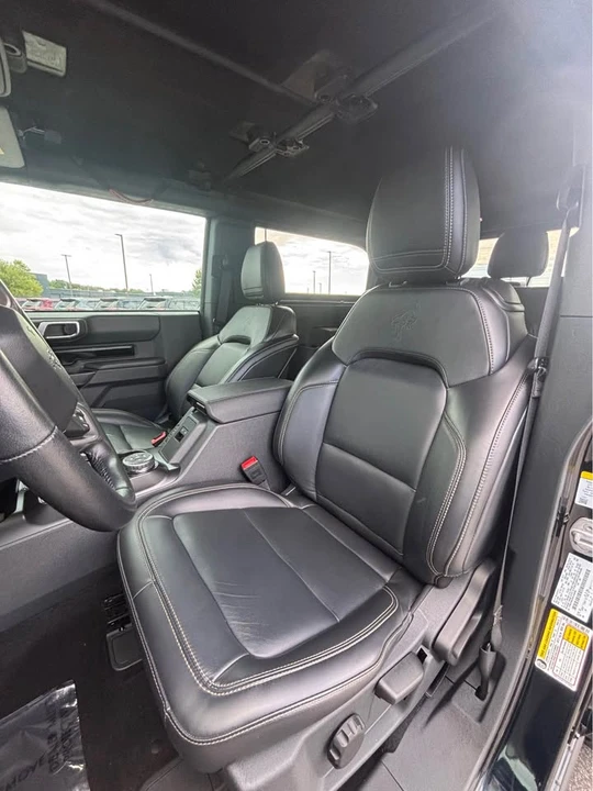 2025 Ford Bronco 6th Gen - Image 6 of 11