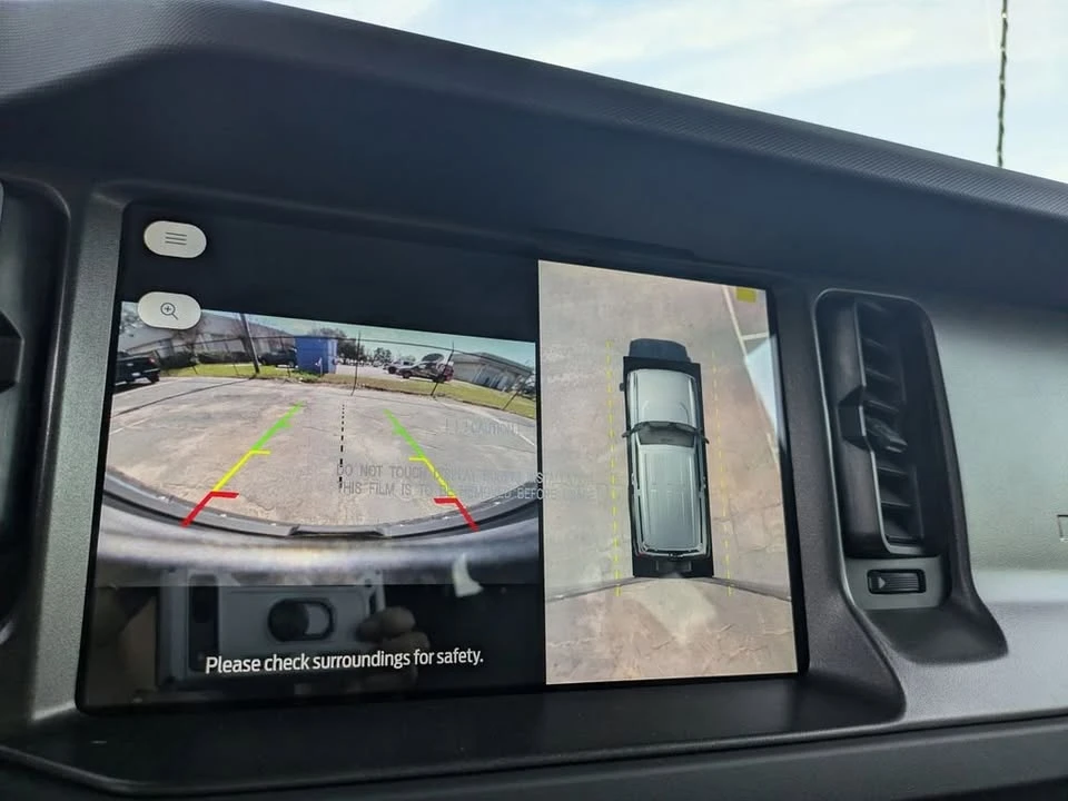 2025 Ford Bronco 6th Gen - Image 18 of 20