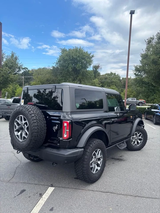 2025 Ford Bronco 6th Gen - Image 4 of 11