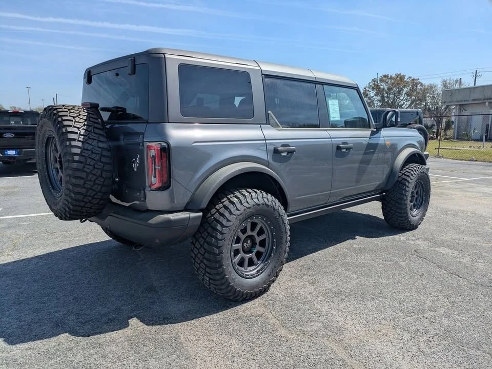 2025 Ford Bronco 6th Gen - Image 4 of 20