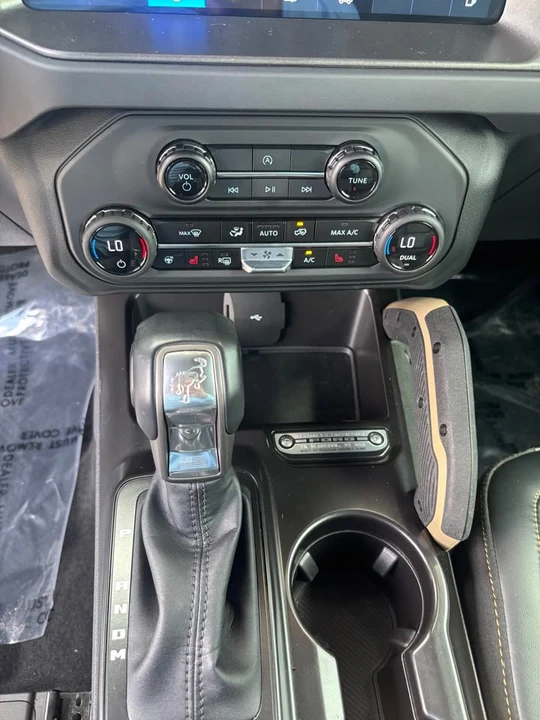 2025 Ford Bronco 6th Gen - Image 11 of 11