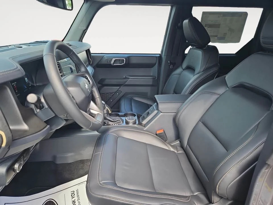 2025 Ford Bronco 6th Gen - Image 6 of 8