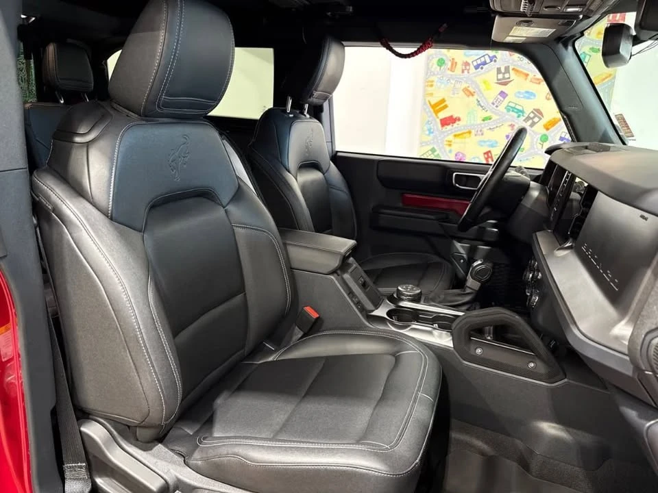 2025 Ford Bronco 6th Gen - Image 16 of 20