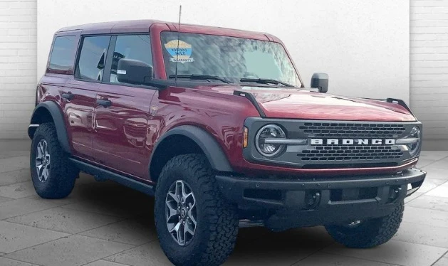 2025 Ford Bronco 6th Gen - Image 3 of 12
