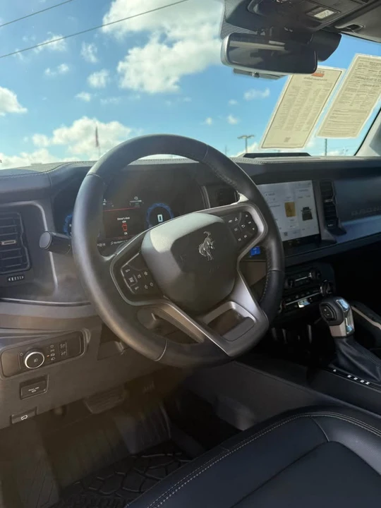 2025 Ford Bronco 6th Gen - Image 8 of 9